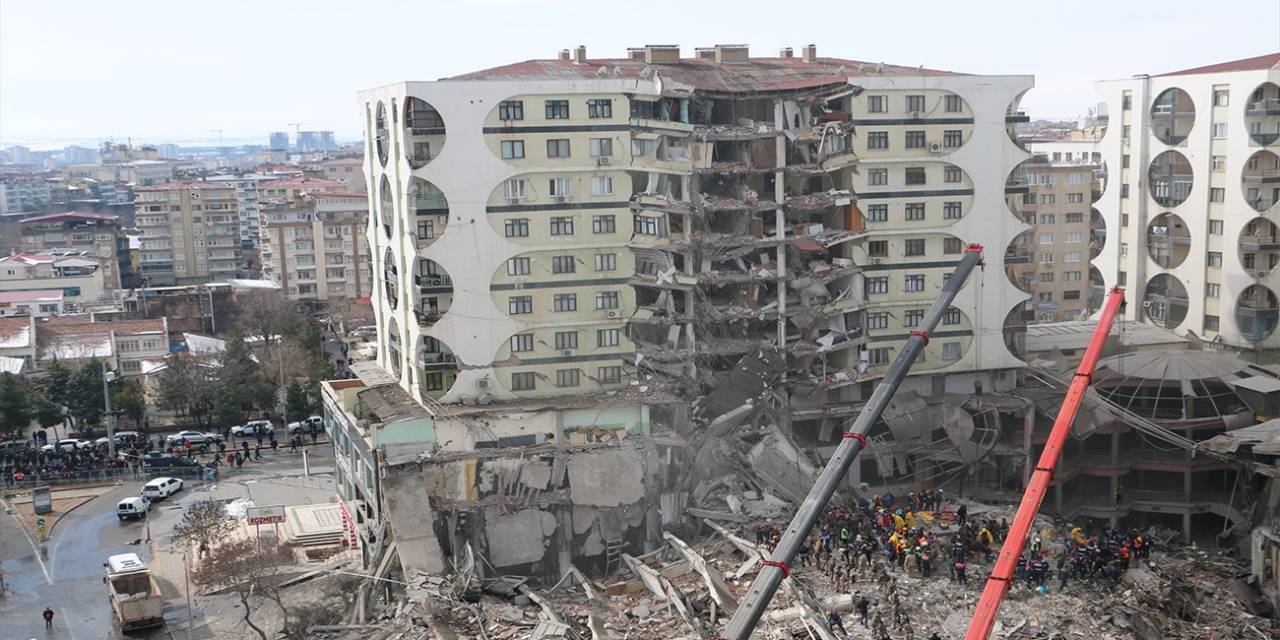 89 Kişinin Hayatını Kaybettiği Galeria Sitesi’nin Tutuklu Sanıklarına 17 Yıl 6’şar Ay Hapis Cezası