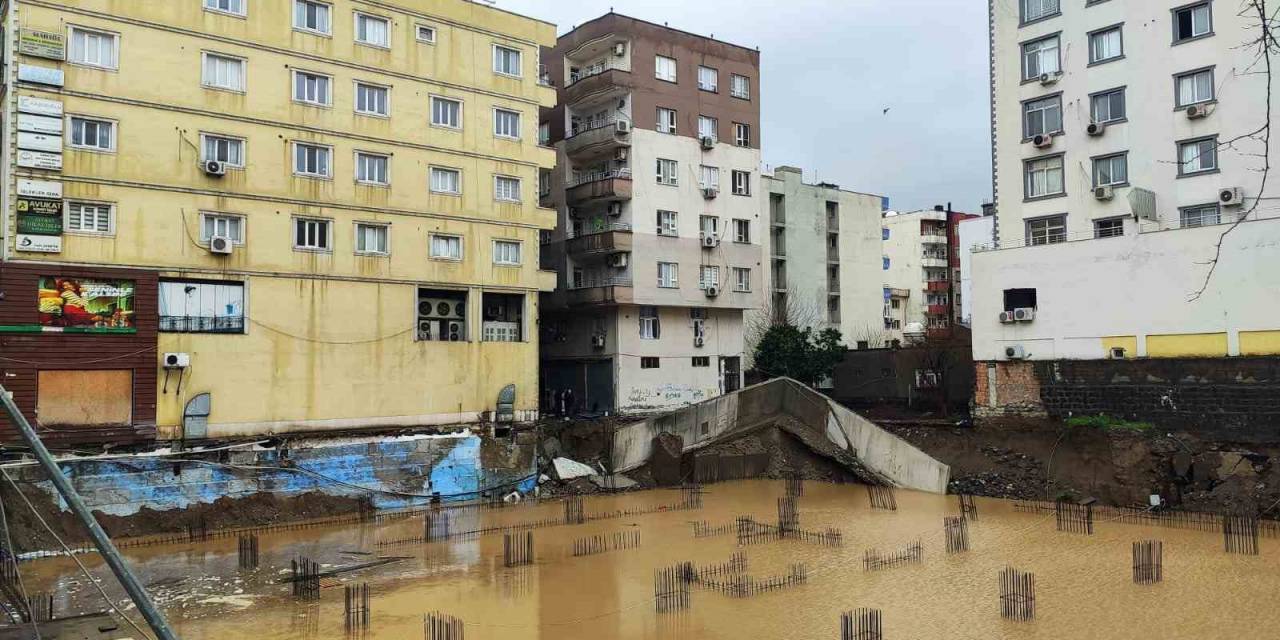 Cizre’de 38 Ev Ve 5 İş Yeri Selden Etkilendi