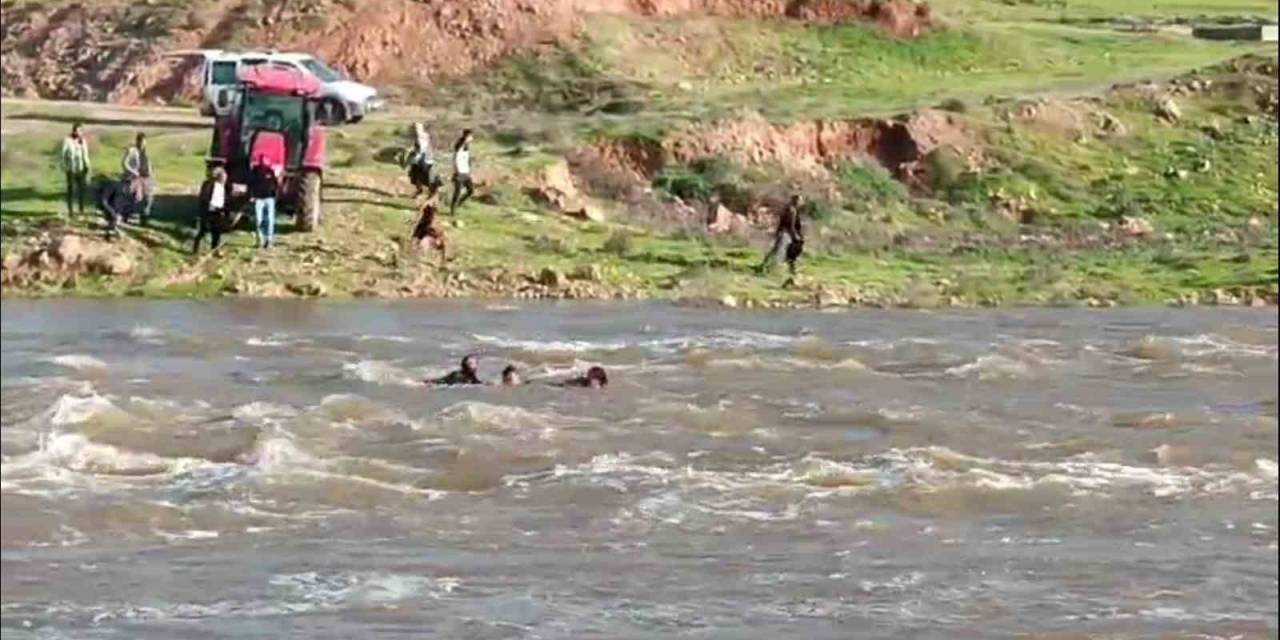 Şanlıurfa’da Feci Olay: Dereyi Geçmeye Çalışırken Akıntıya Kapıldılar