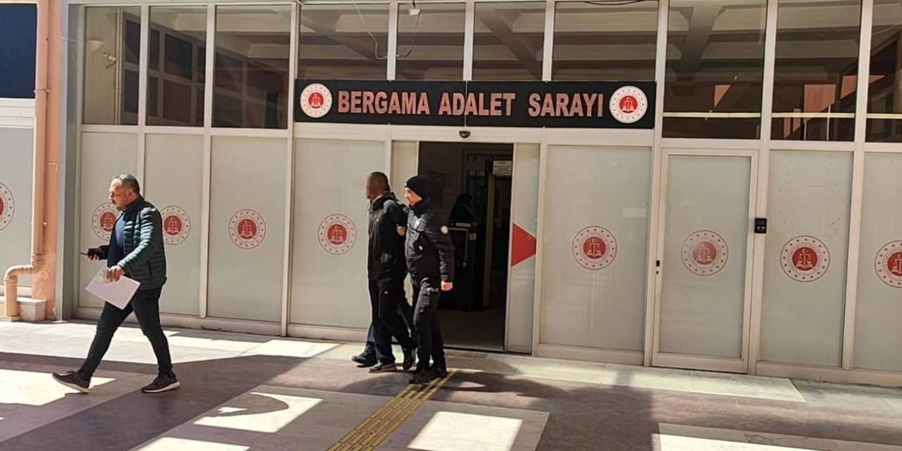 İzmir’de Araç Kundaklayan Şahıs Tutuklandı