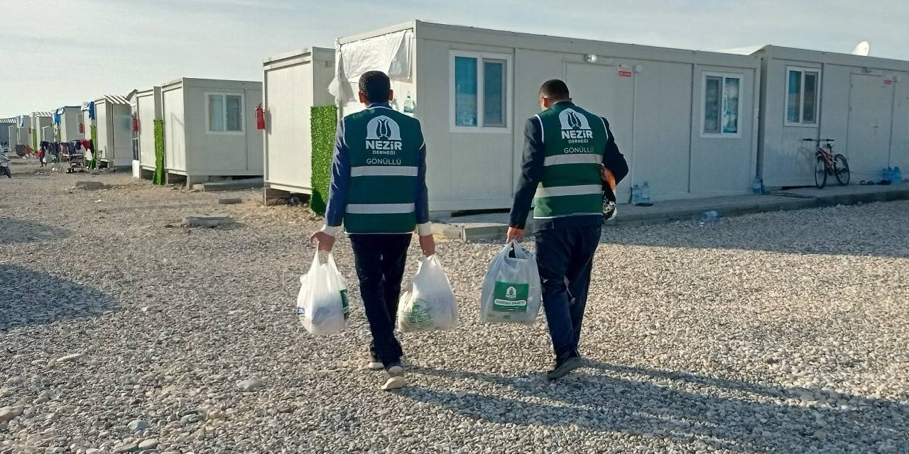 Adıyaman’da Depremzedelere 2 Bin 200 Gıda Paketi Dağıtıldı