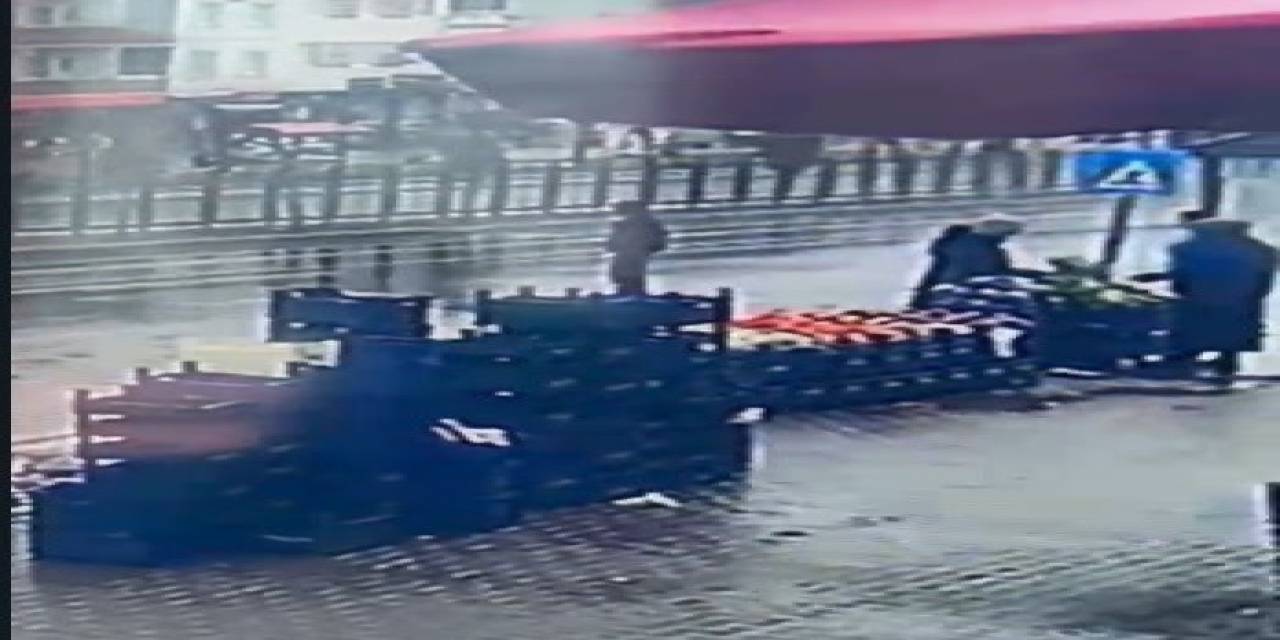 Bingöl’de Otomobilin Çarptığı Kız Çocuğu Hayatını Kaybetti