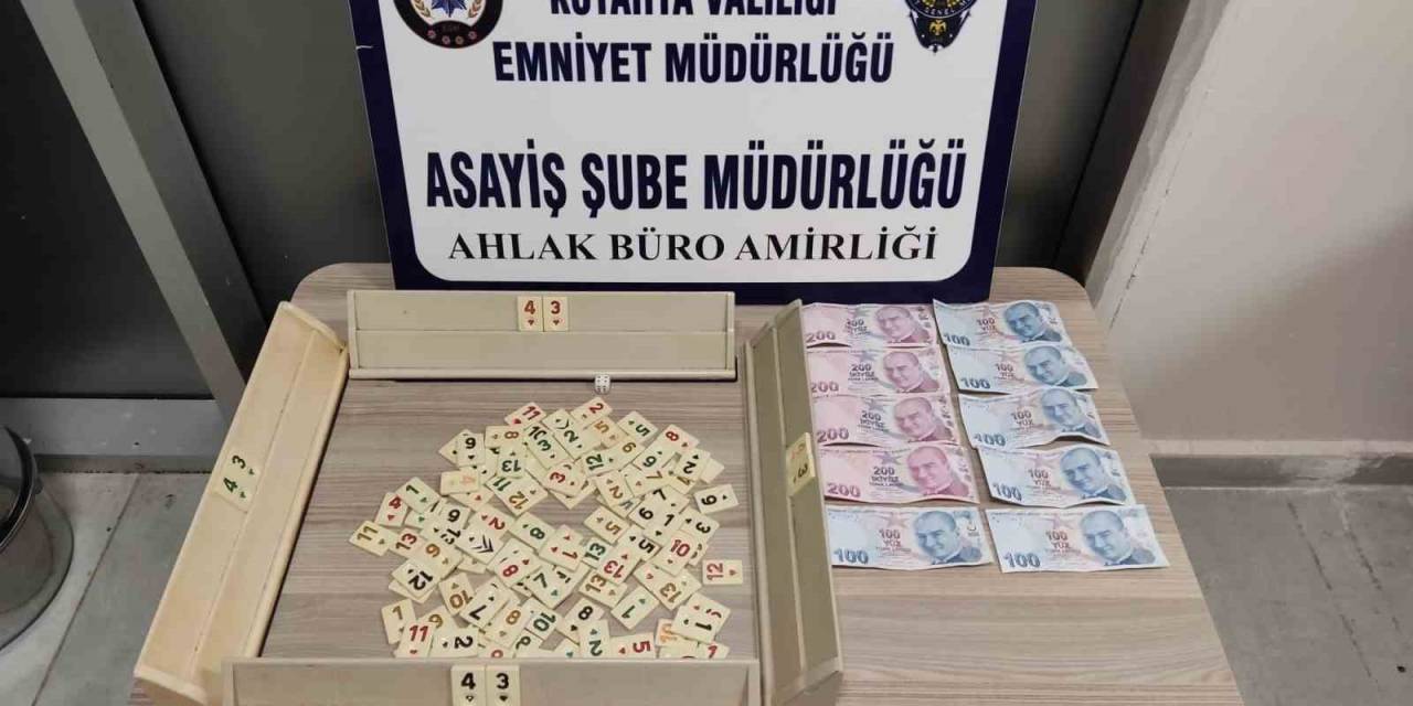 Kütahya’da Kumar Oynayan 4 Kişiye Para Cezası