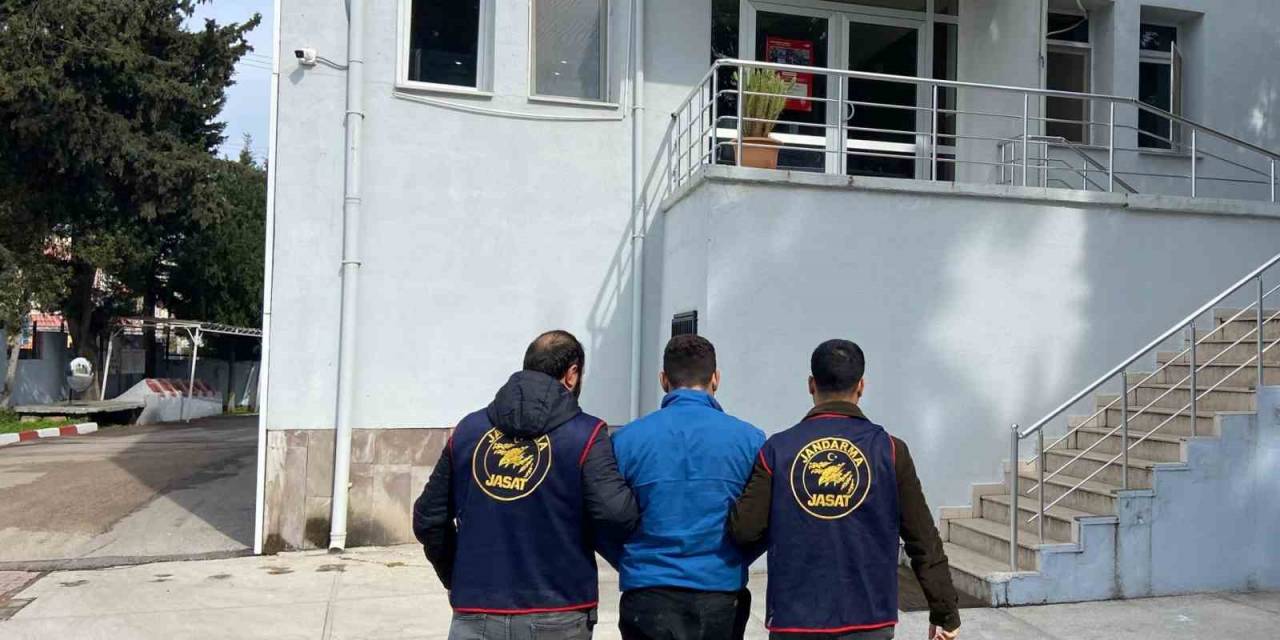 Adana’da Aranan 10 Şahıs Yakalandı