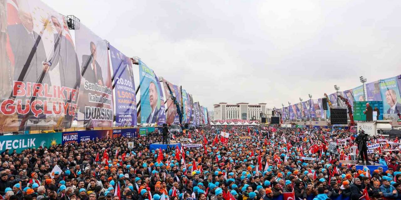 Ak Parti’nin Ankara Mitingine 200 Bin Kişi Katıldı