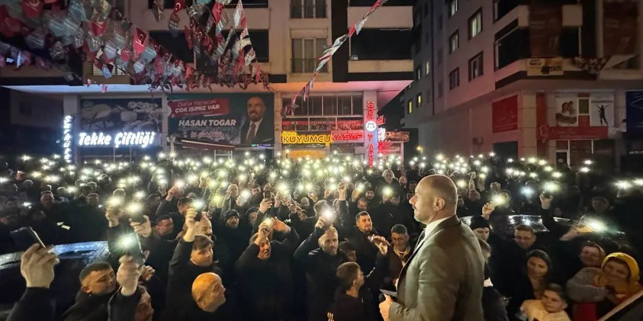 Başkan Togar’dan Seçmenlere: “Türkiye’nin Okuyacağı Bir Sevda Hikayesi Yazıyorsunuz”