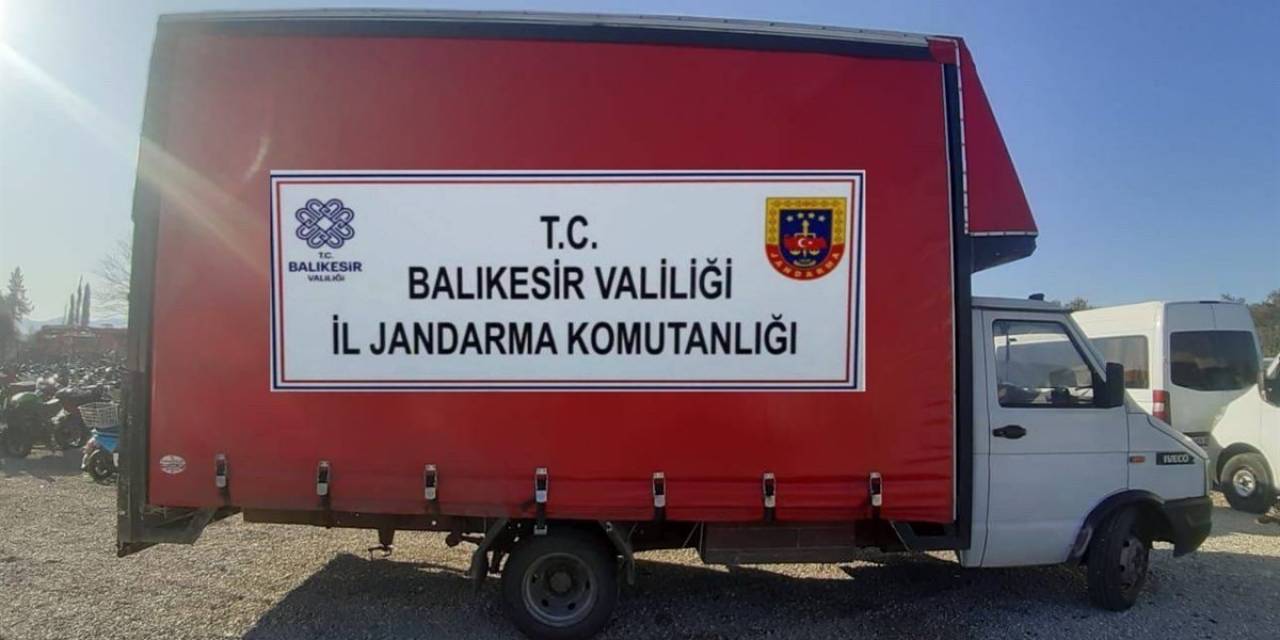 Balıkesir’de 38 Düzensiz Göçmen Ve 1 Organizatör Yakalandı