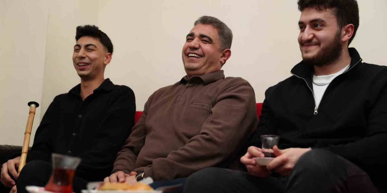 Vali Aslan, Üniversite Öğrencileriyle Bir Araya Geldi