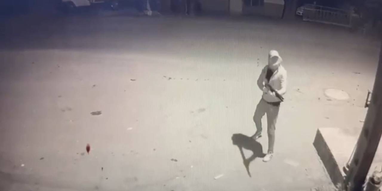 Antalya ’siyasi Broşür’ Kavgasının Yaşandığı İş Yerine Pompalı Tüfekli Saldırı