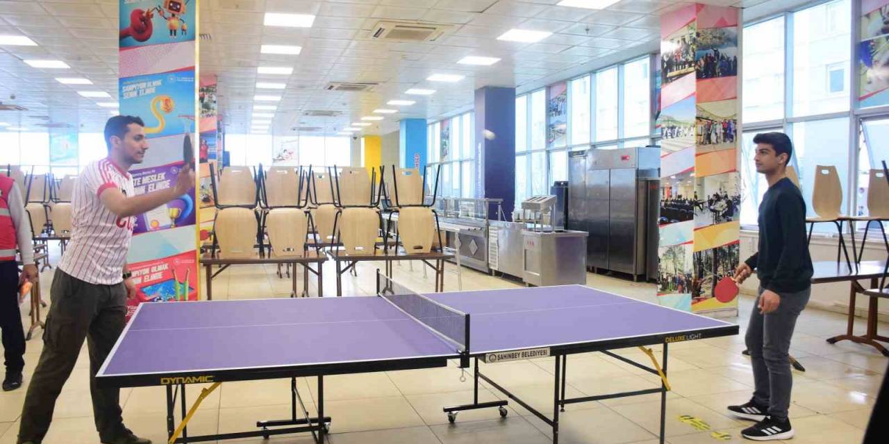 Tahmazoğlu Öğrencilere Verdiği Sözü Hemen Yerine Getirdi