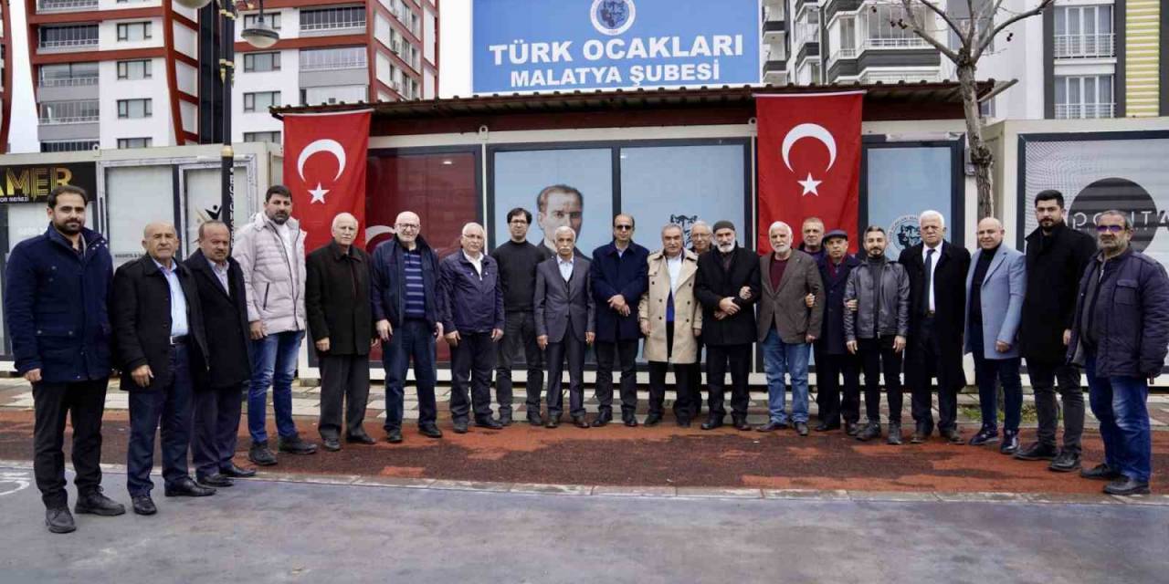 Prof. Dr. Geçit, “Geleceğimiz İçin Doğru Karar Vermemiz Gerekiyor”