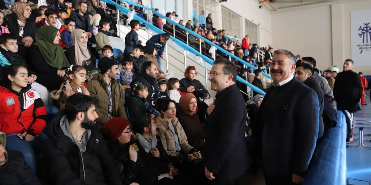 Palandöken Belediyesi’nden Renkli Bir Gelenek: Ramazan Sevinci Çocuk Yenliği