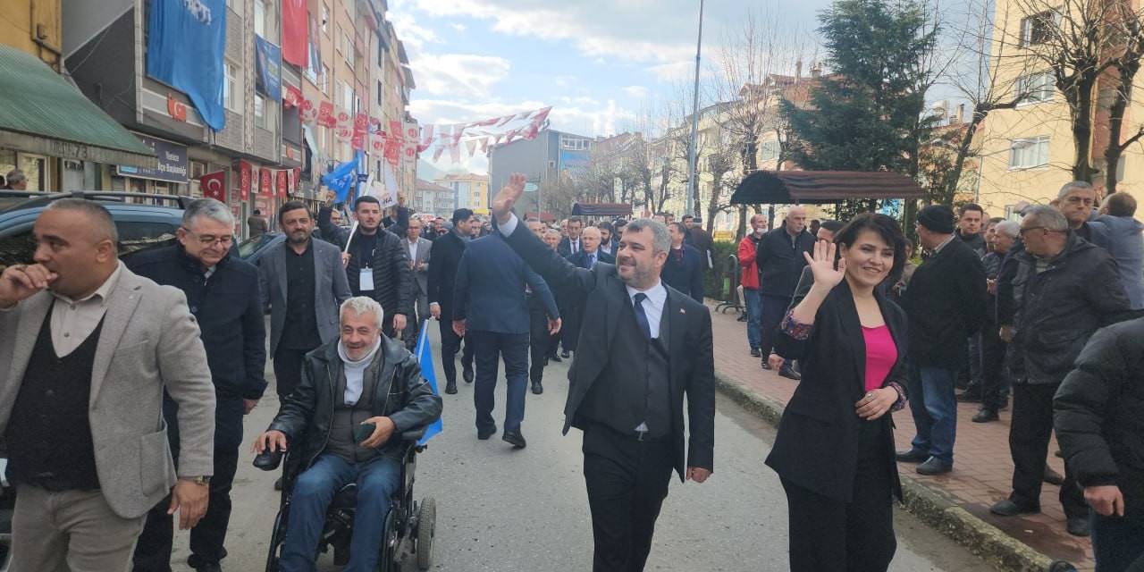 Karakaş’tan Gövde Gösterisi