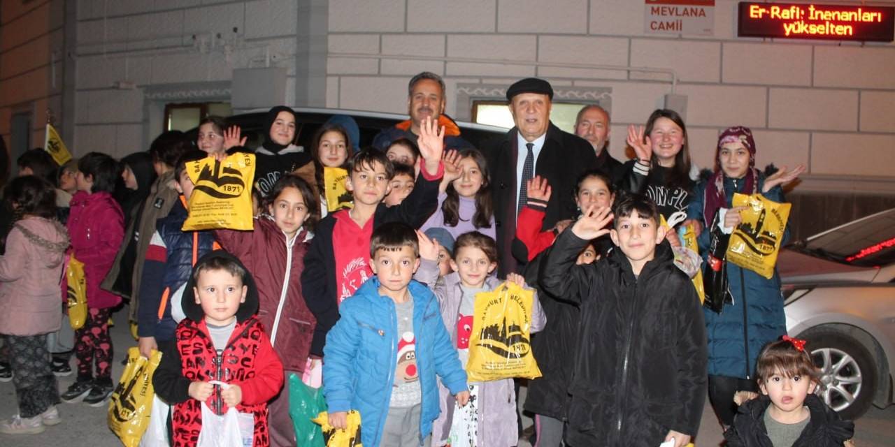 Bayburt’un Asırlık Geleneği ’on Beşi’ Çocuklar Tarafından Yaşatılmaya Devam Ediyor