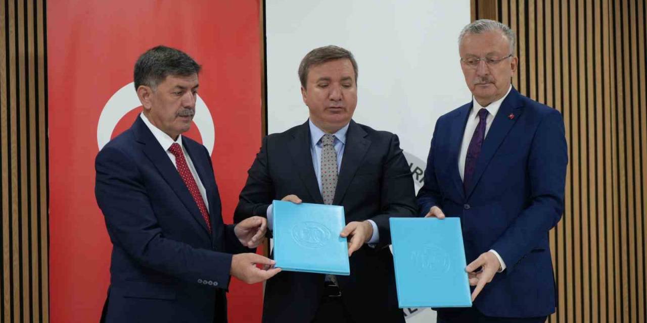 Erzincan’da "yapı Denetim” Ve “Huzur İçin Erzincan” Protokolleri İmzalandı