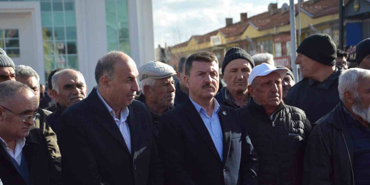 Alaca’da Muhsin Yazıcıoğlu Ve Şehitler İçin Mevlit Okutuldu