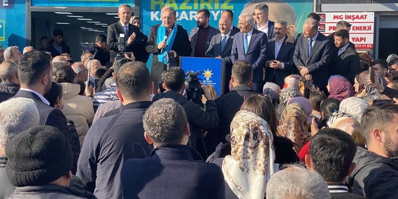 Bakan Özhaseki, Adıyaman’da Partililerle Bir Araya Geldi