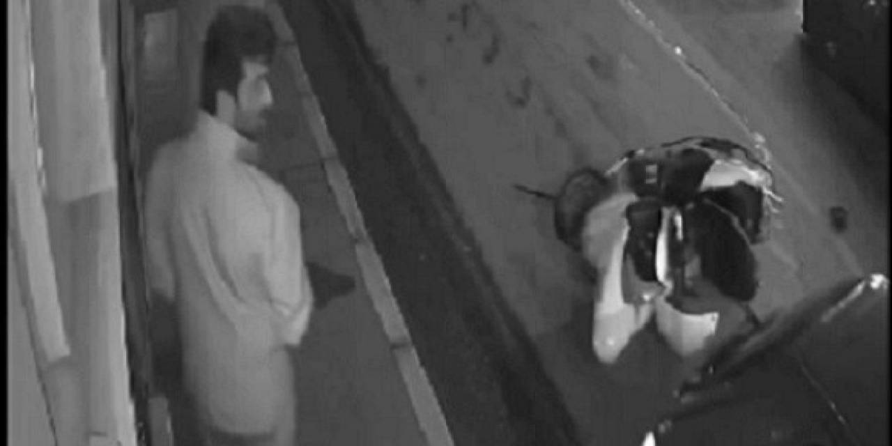 Yola Dökülen Yağ Kazaya Sebep Oldu: Motosikletlinin Sürüklendiği Anlar Kamerada