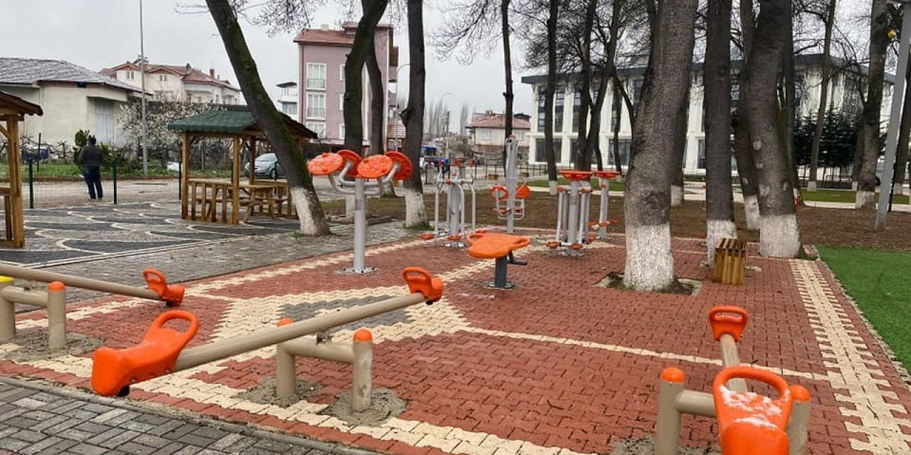 Belediye Çalışmalarını ‘’o Eski Halinden Eser Yok Şimdi’’ Sözü İle Paylaştı