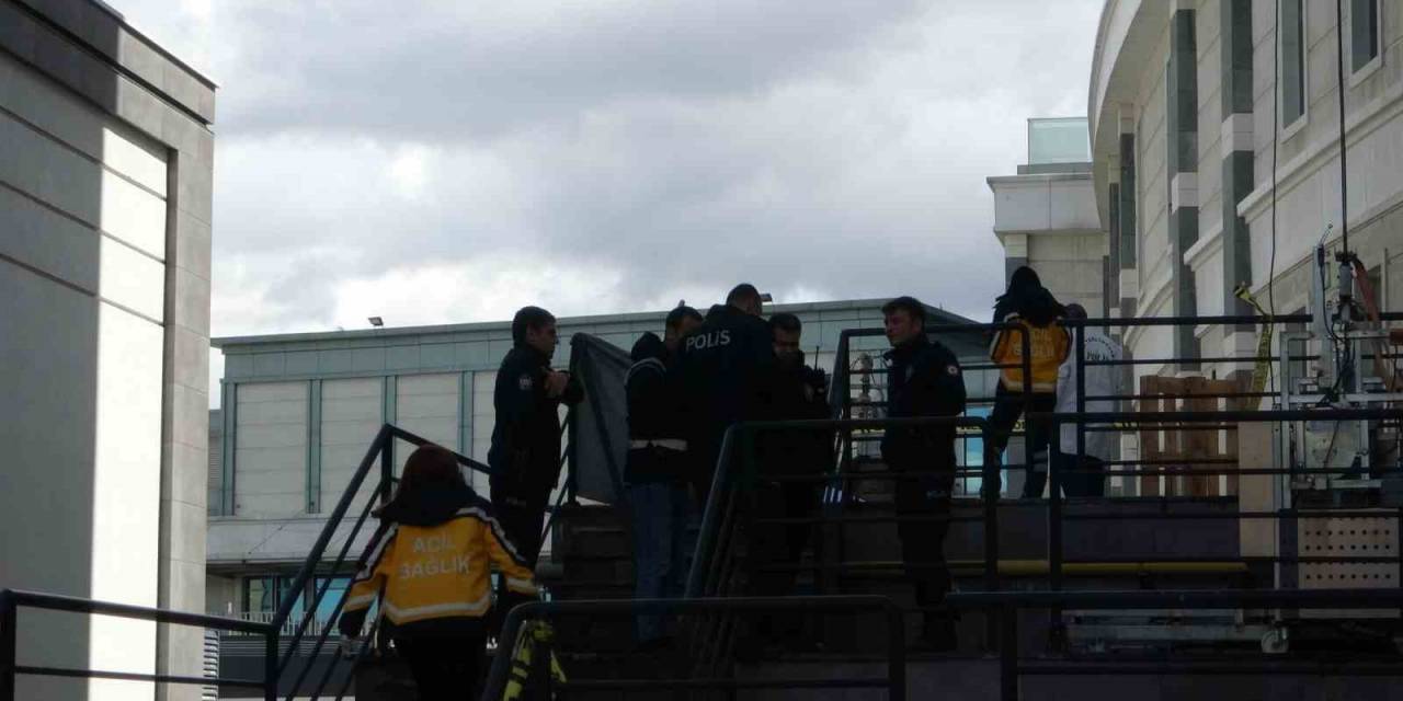 17’nci Kattan Düşen Kadın Hayatını Kaybetti