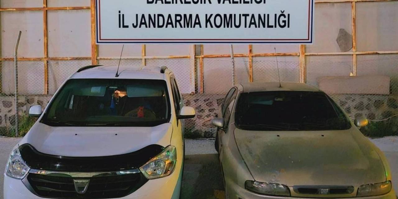 Balıkesir’de Göçmen Kaçakçısı 2 Organizatör Tutuklandı