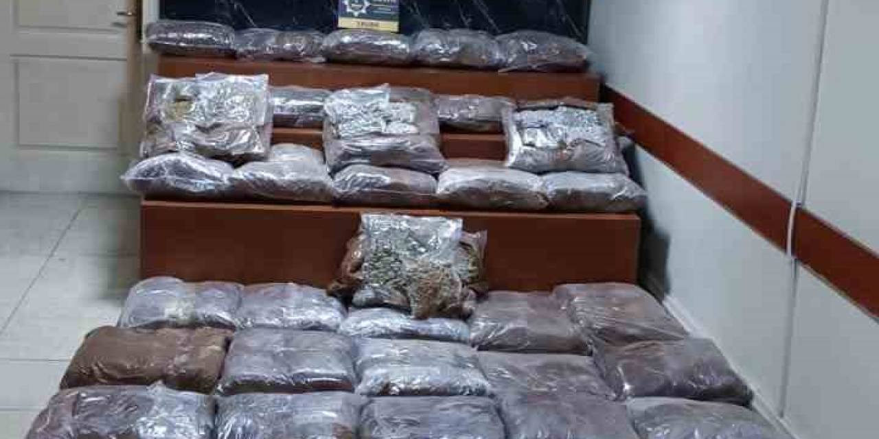 Sakarya Polisinden Milyon Liralık Uyuşturucu Operasyonu: 4 Gözaltı