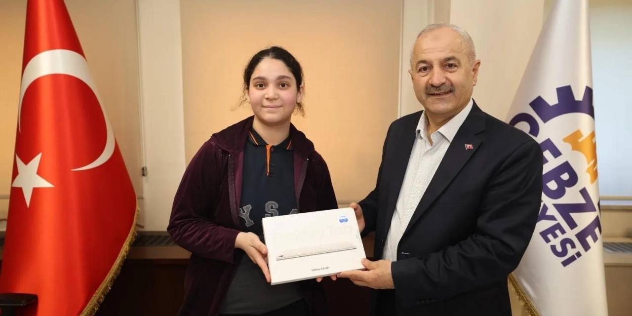 Temizlik Yarışmasında Dereceye Giren Öğrencilere Ödül