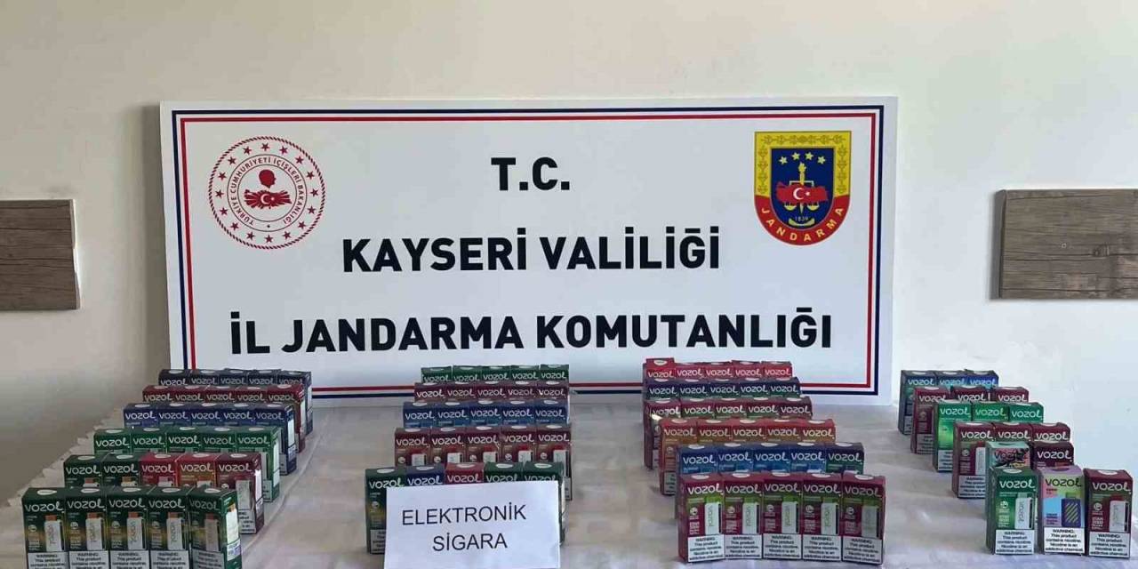 102 Adet Kaçak Elektronik Sigara Ele Geçirildi