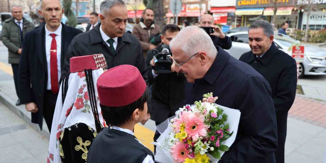 Milli Savunma Bakanı Güler, Kırşehir’de