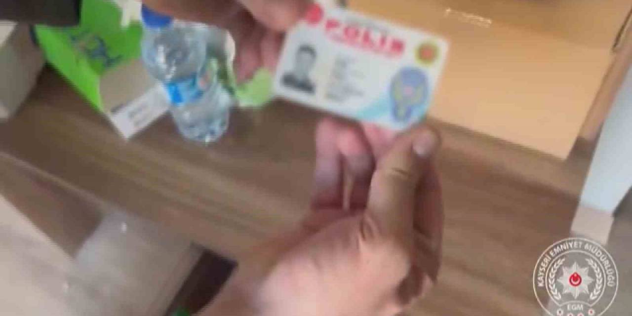 Sahte Polis Kimliği Kullanan Şahıs Yakayı Ele Verdi