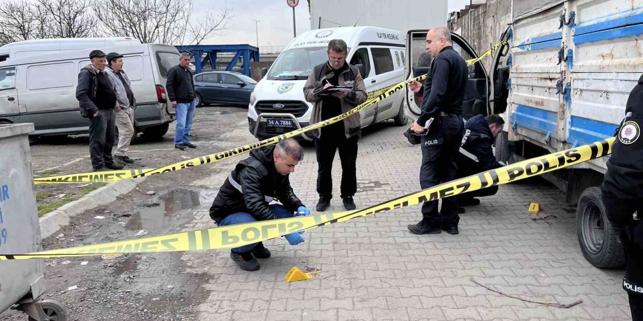 Başakşehir’de Oto Tamir Dükkanına Silahlı Saldırı: 3 Yaralı