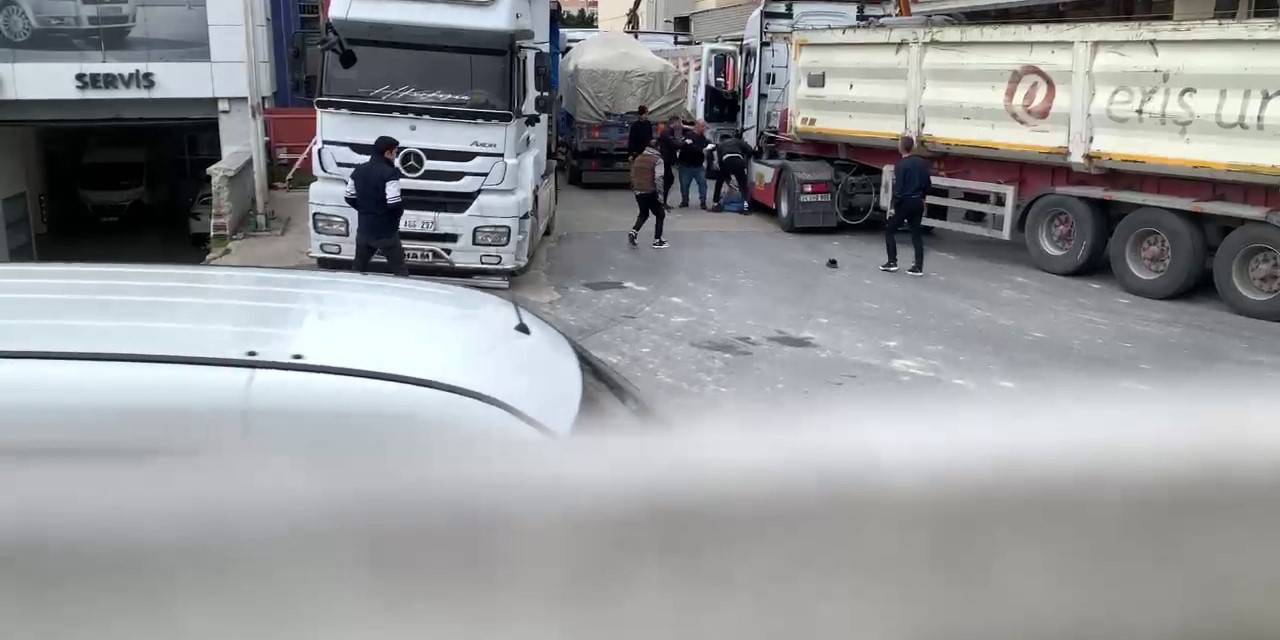 Büyükçekmece’de Bir Gün Önce Tehdit Edildiğini İddia Etti, Bir Gün Sonra Copla Darp Edildi