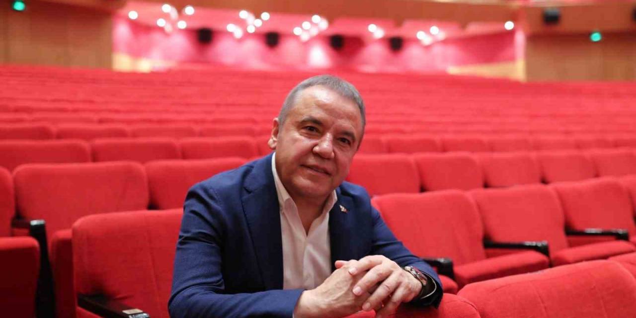 Başkan Böcek: “Antalya’yı Sanatın Merkezi Yapacağız”