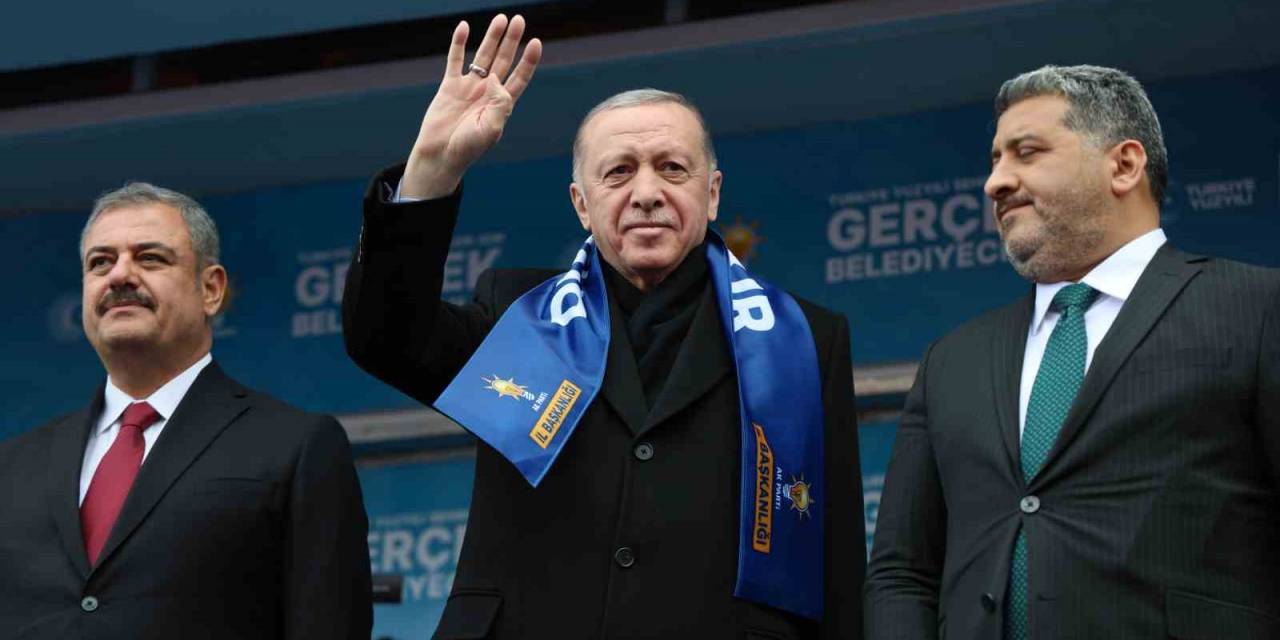 Diyarbakır’da Vatandaşlara Hitap Eden Cumhurbaşkanı Erdoğan, Kentten Ayrıldı