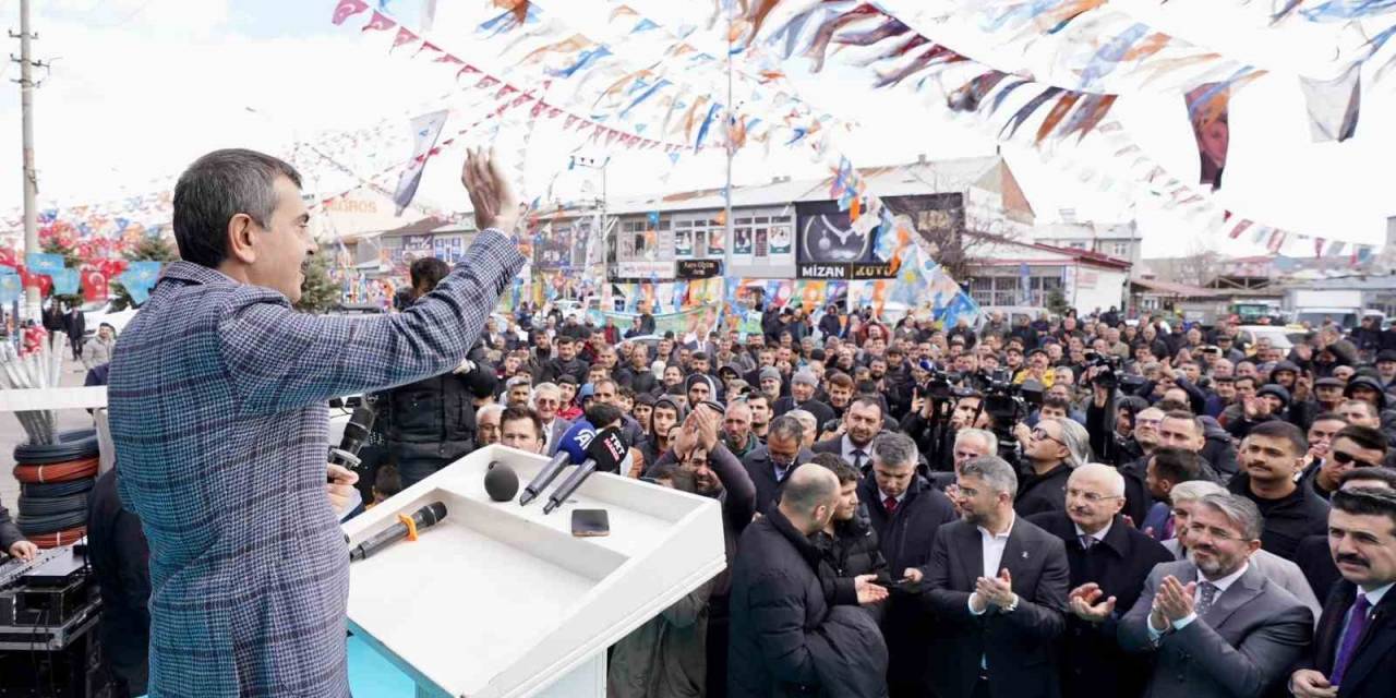 Milli Eğitim Bakanı Tekin Erzurum’da