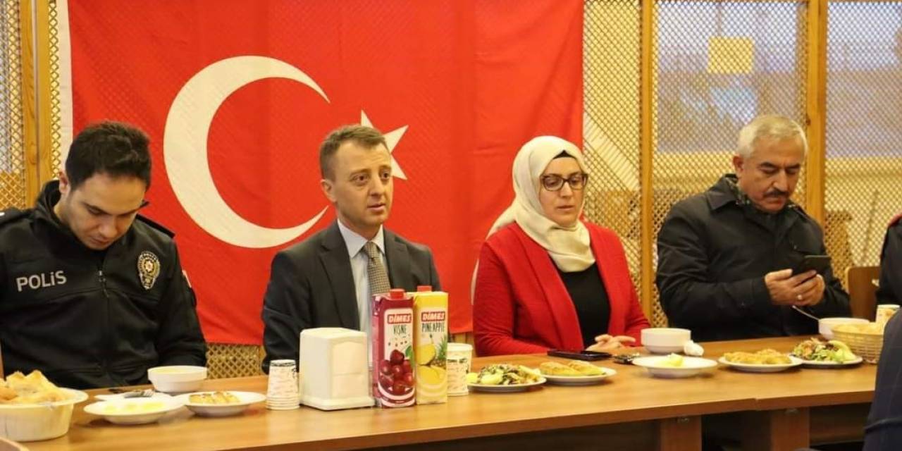 Başkan Şaltu Öğrencilerle İftar Yemeğinde Buluştu