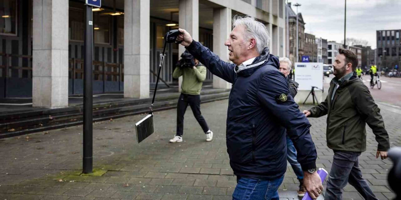 Hollandalı Irkçı Grup Pegıda’nın Lideri, Kur’an-ı Kerim’e Yönelik Çirkin Saldırısı Nedeniyle Gözaltına Alındı