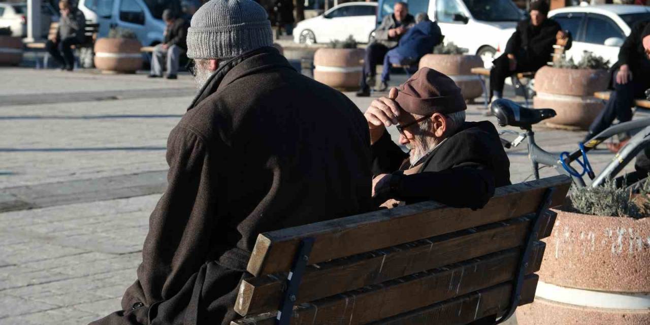 Sosyal Koruma Yardımlarında En Büyük Harcama Emekli/yaşlılara Yapılan Harcamalar Oldu