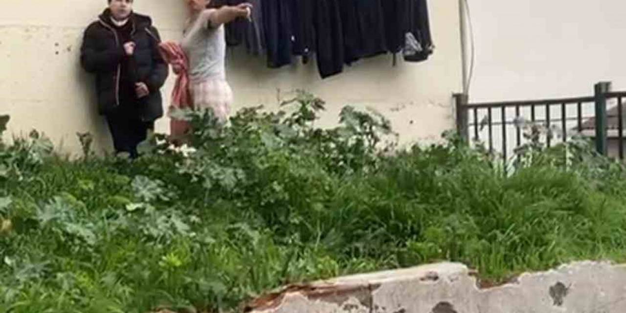 İstanbul’da Parkta Çocuğa Şişle Saldırı Tehdidi Kamerada: “Senin Beynini Patlatırım”