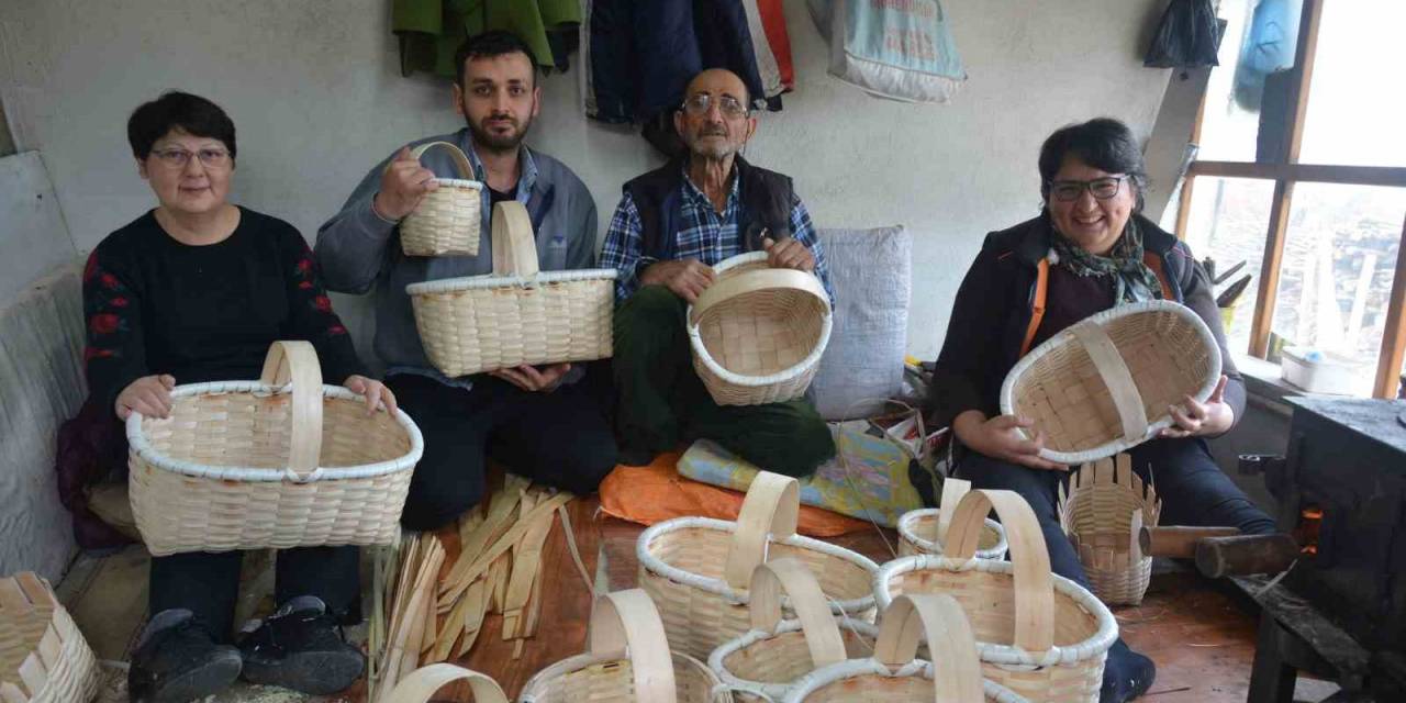 70 Yıldır Fındık Dallarından Sepet Örüyor