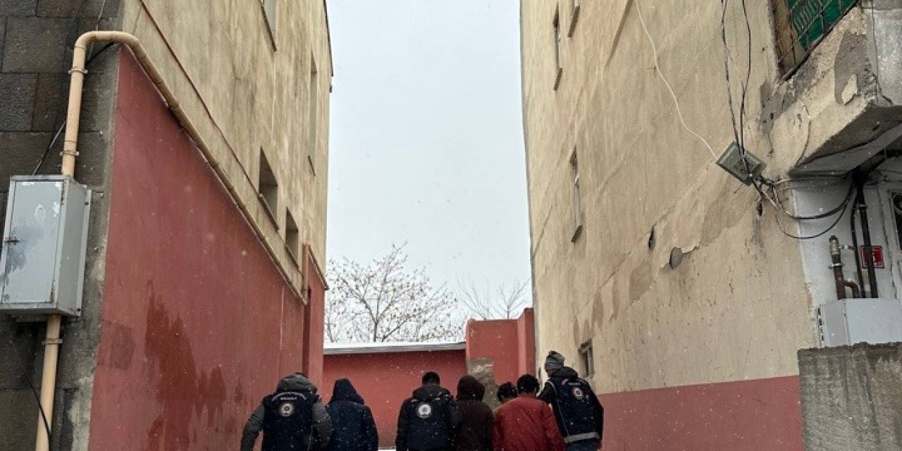 Kars’ta 8 Düzensiz Göçmen Yakalandı