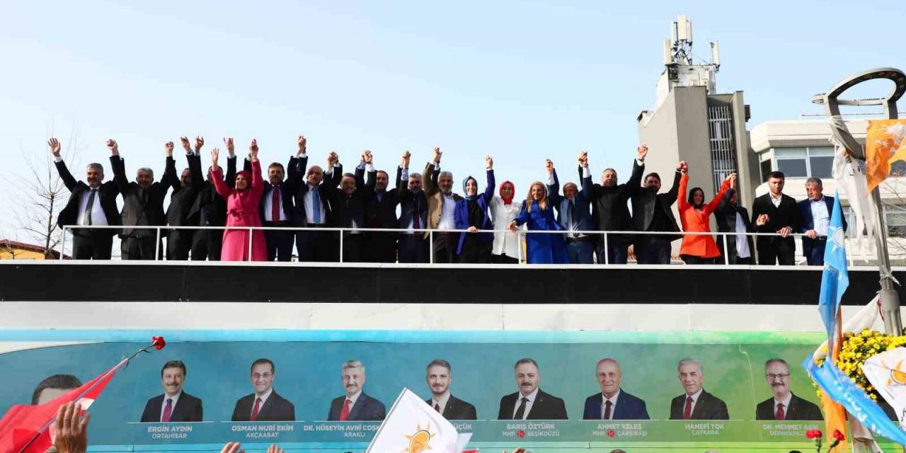 Cumhur İttifakı Adayları Ortahisar Mitinginde Mega Projeler İçin Halka Söz Verdi