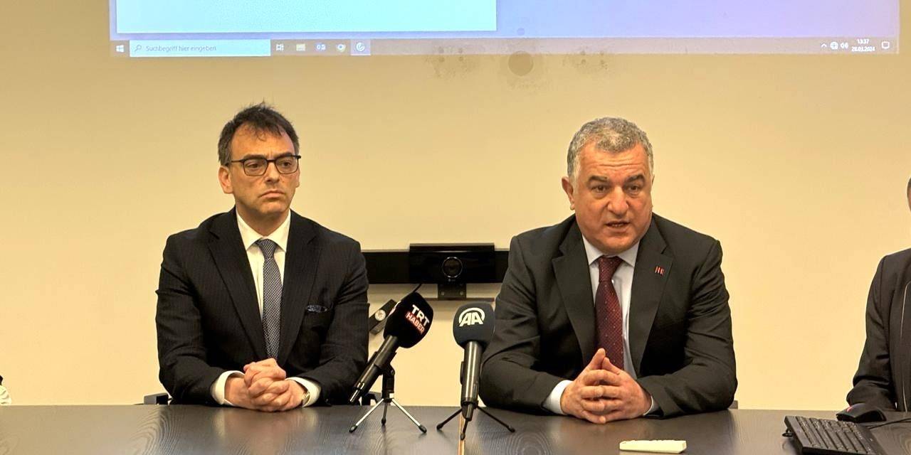 Berlin Büyükelçisi Şen, Solingen’de Ölenlerin Yakınlarına Taziye Ziyaretinde Bulundu