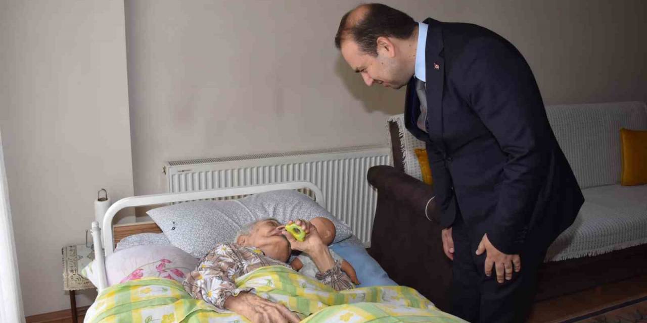 Evde Sağlık Hizmeti Alan Hastalar Takip Edilmeye Devam Ediyor