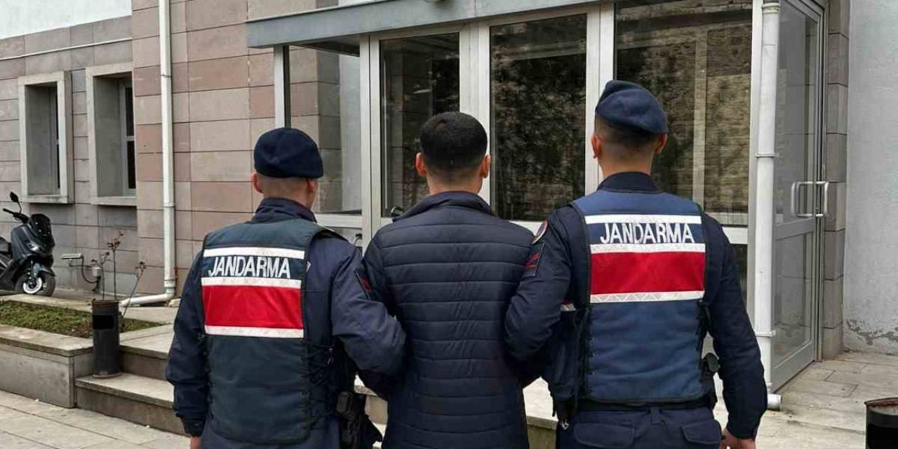 Fetö’ye Üye Olmaktan Aranan Şahsı Jandarma Yakaladı