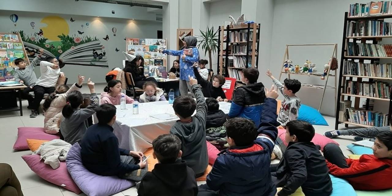 Öğrenciler Atölye Çalışması