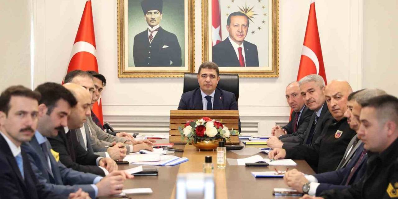 Seçimde 1835 Polis Ve Jandarma Görev Yapacak