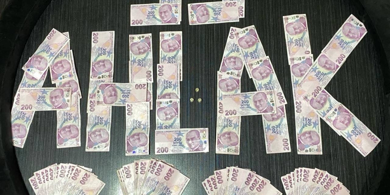 Samsun’da Barbut Oynarken Yakalanan 7 Kişiye 44 Bin 975 Tl Para Cezası