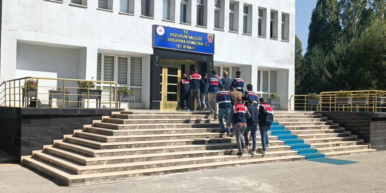 Erzurum’da Jandarmadan Pkk/kck’ya Yönelik Eş Zamanlı Operasyon