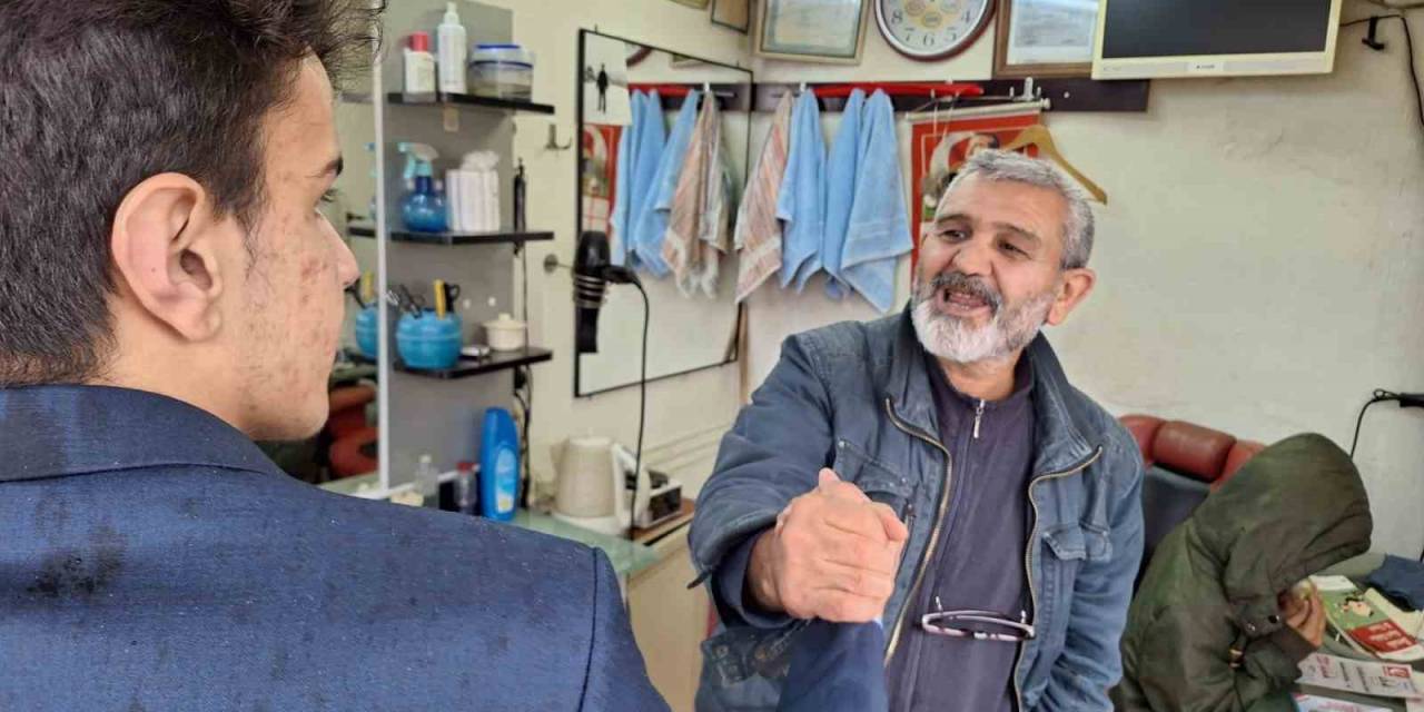 18 Yaşındaki Lise Öğrencisi, Türkiye’nin En Genç Başkan Adayı Oldu